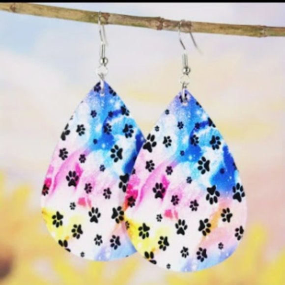 Tie Dye, Cute Dog Paw Print Teardrop Earrings PU Leather .925 Silver Hooks - Picture 1 of 4